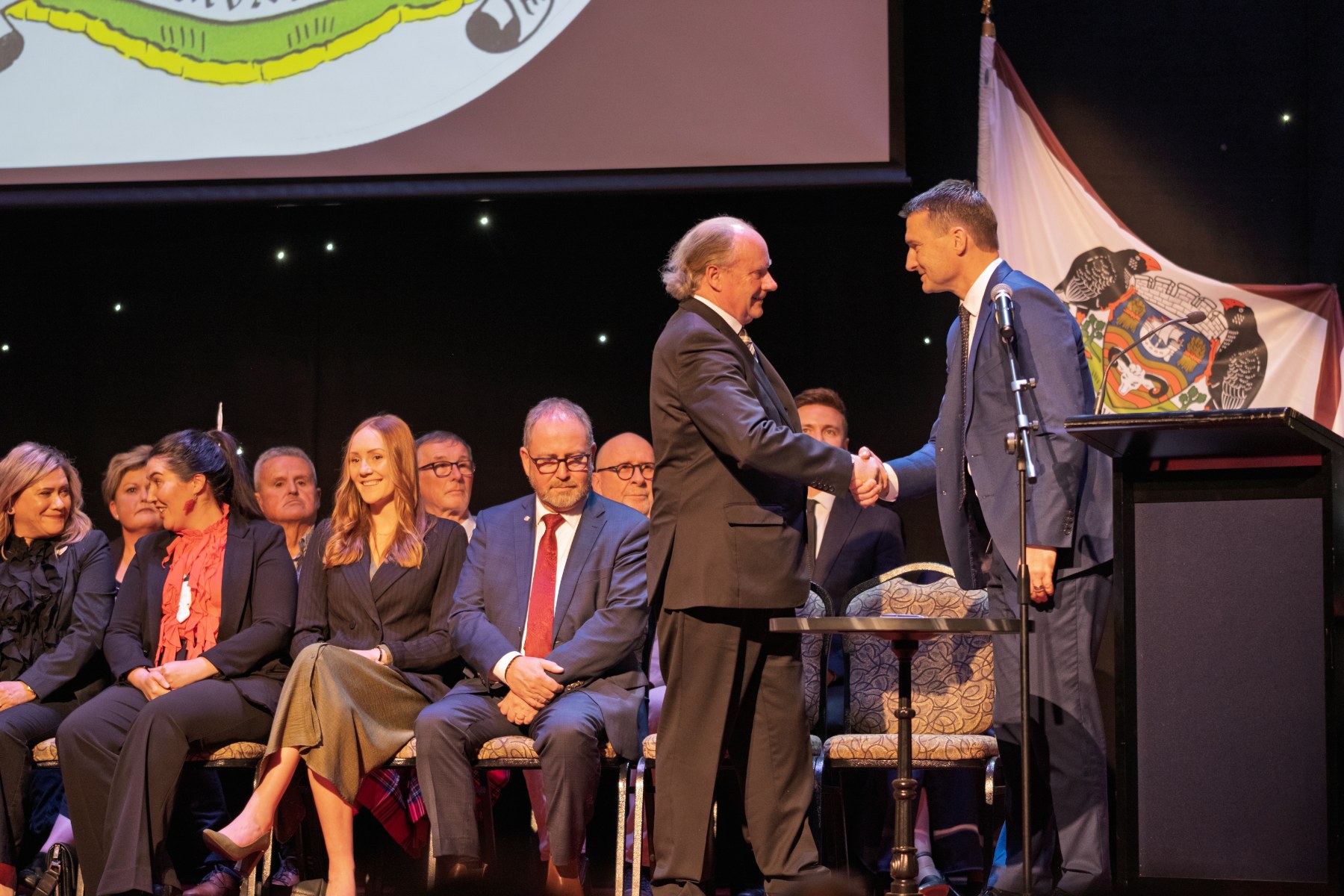 Invercargill City Mayor Tom Campbell is sworn in by Chief Executive Michael Day.